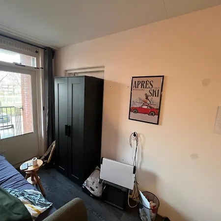 East, 2 Bedroom, 6 People Max Apartmán *