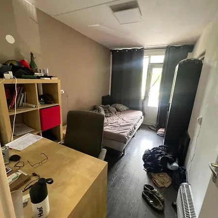 East, 2 Bedroom, 6 People Max *