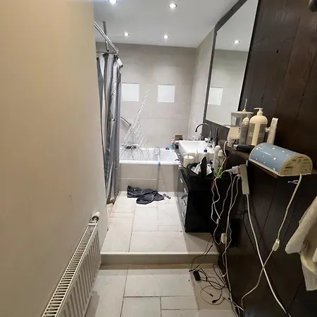 East, 2 Bedroom, 6 People Max Apartmán